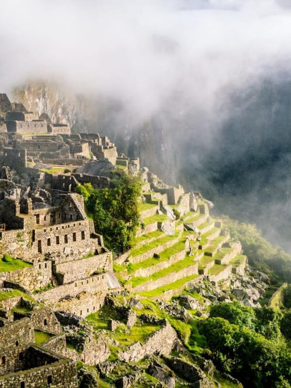 Le mystère des Incas : des origines à la chute