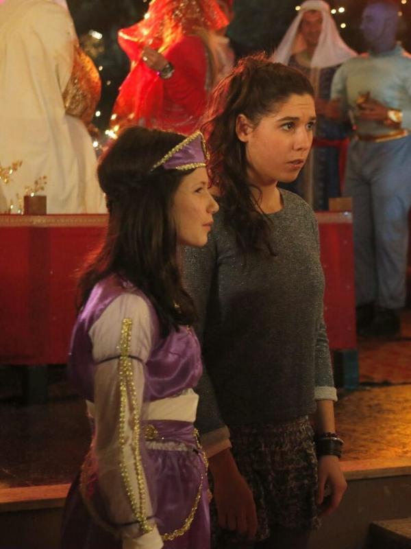 Camping Paradis S7 E1