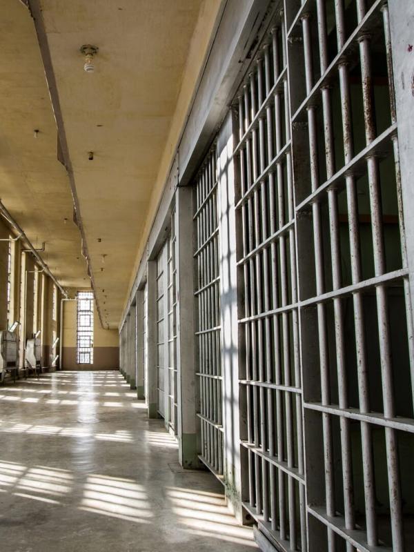 Faites entrer l'accusé