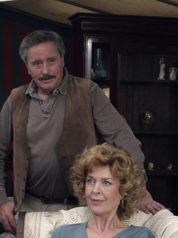 Louis la Brocante S11 E1