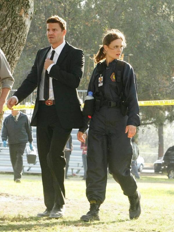Bones S3 E11