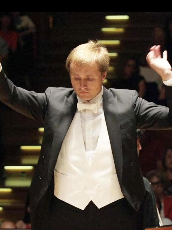 Vasily Petrenko, Elisabeth Leonskaja: Beethoven, Bruckner - Festival de Granada