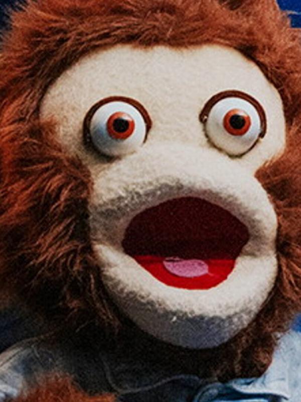 In bed met Olly S1 E10