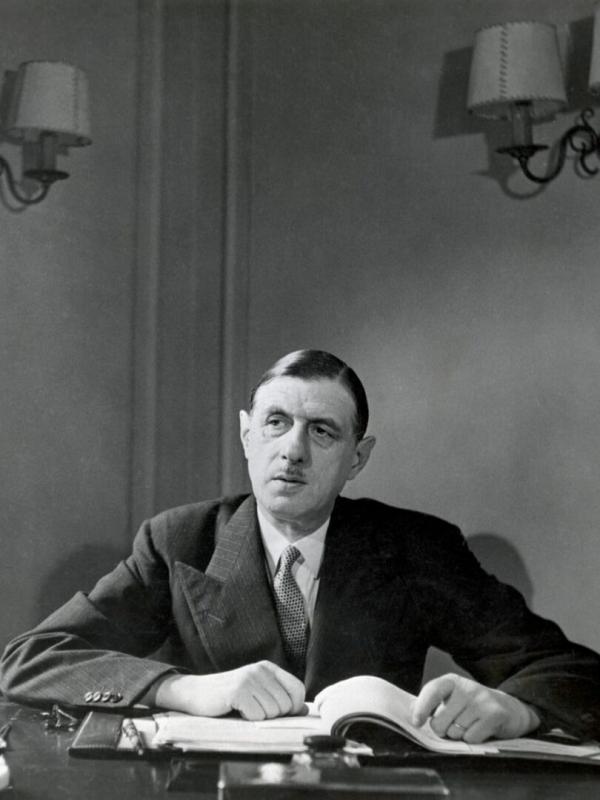 De Gaulle vs Churchill : Mémoires de guerre, guerre des mémoires