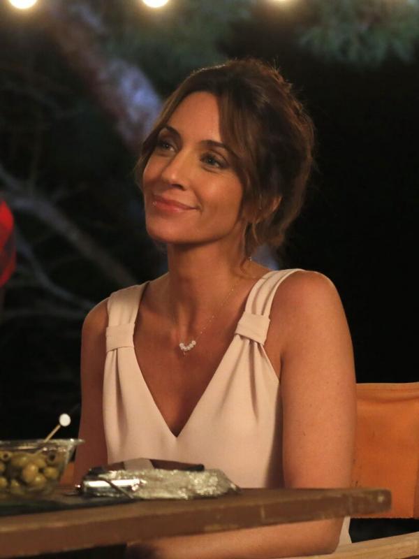 Camping Paradis S10 E6