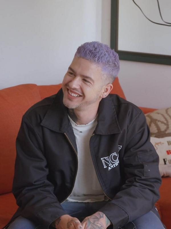 Help! I'm in a Secret Relationship!