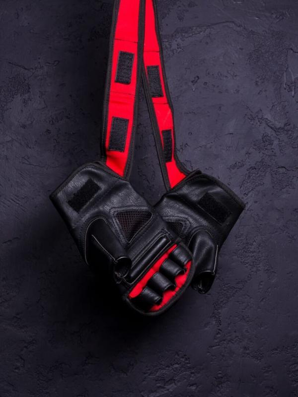 Arman Tsarukyan / Dan Hooker