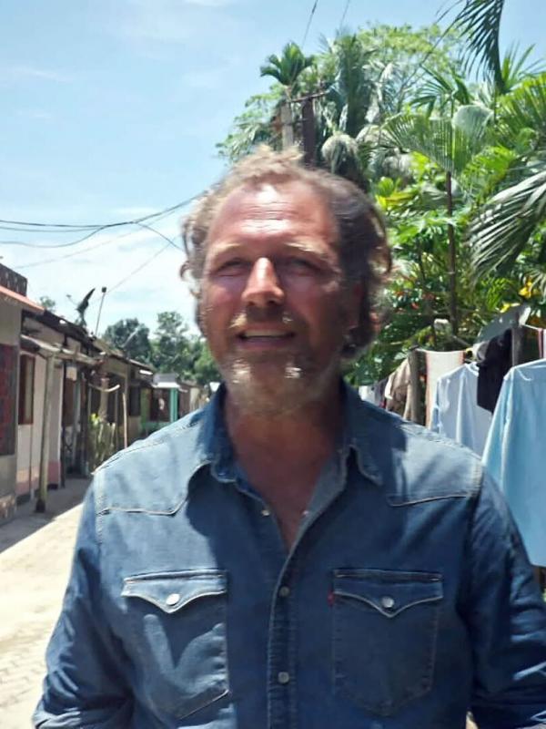 Jérôme, les yeux dans le bleu