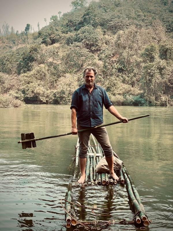 Jérôme, les yeux dans le bleu