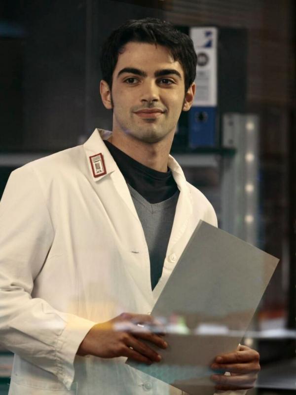 Les spécialistes : investigation scientifique S8 E10