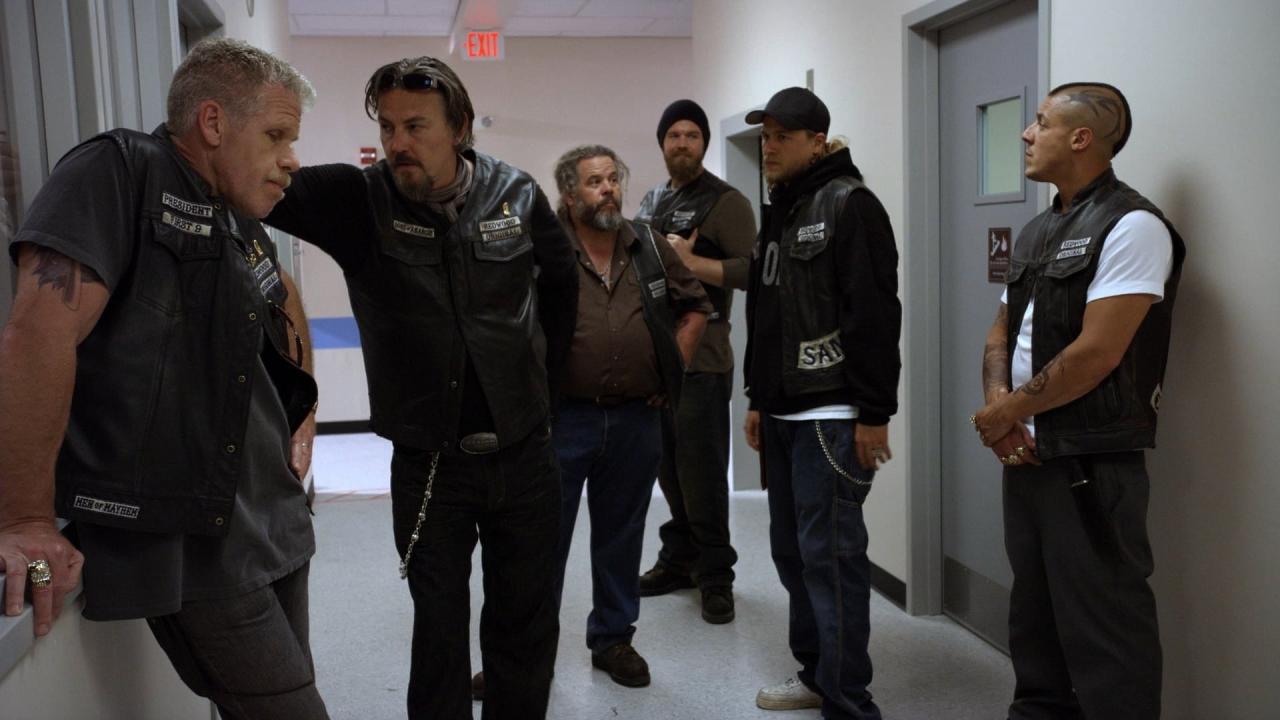 Sons of Anarchy S3 E2 (2010) - Streaming, replay - Diffusion TV et ...